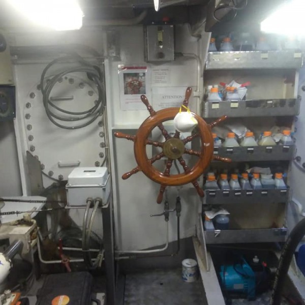 MANUTENZIONE STRAORDINARIA SU UNA MINI NAVE DA CROCIERA