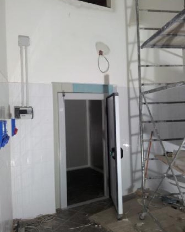 Trasformazione di camere bianche in celle refrigerate