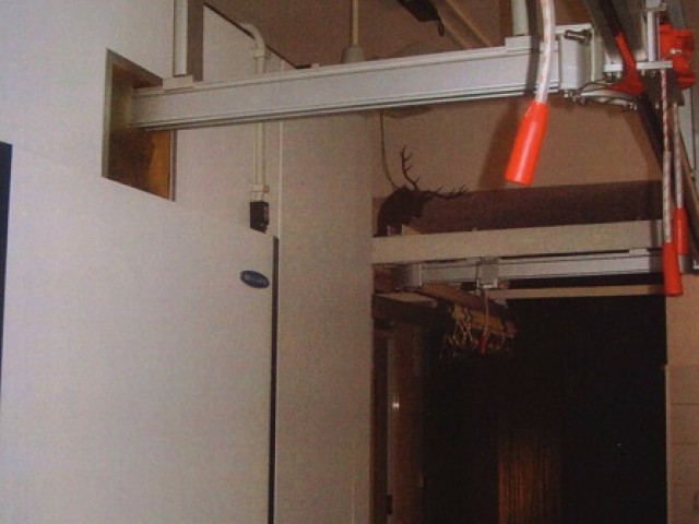 Guidovia per trapsorto carni - foto 12