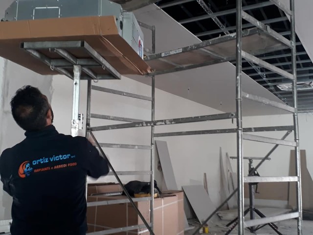 Montaggio macchine di condizionamento ristorante sushi - foto 3