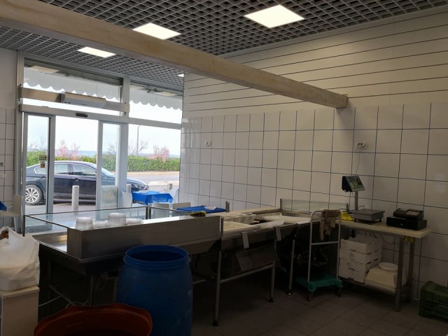 Montaggio e installazione d'impianto di aspirazione e frigoriferi - foto 3