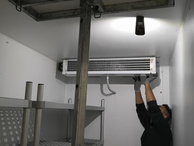 Montaggio cella refrigerata in una masseria - foto 5