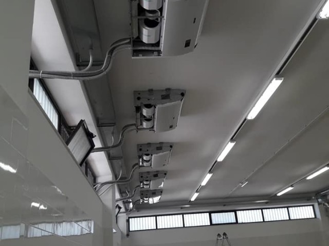 Impianto di climatizzazione in sala climatizzata - foto 3
