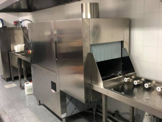 Montaggio di una lavastoviglie a traino - foto 3