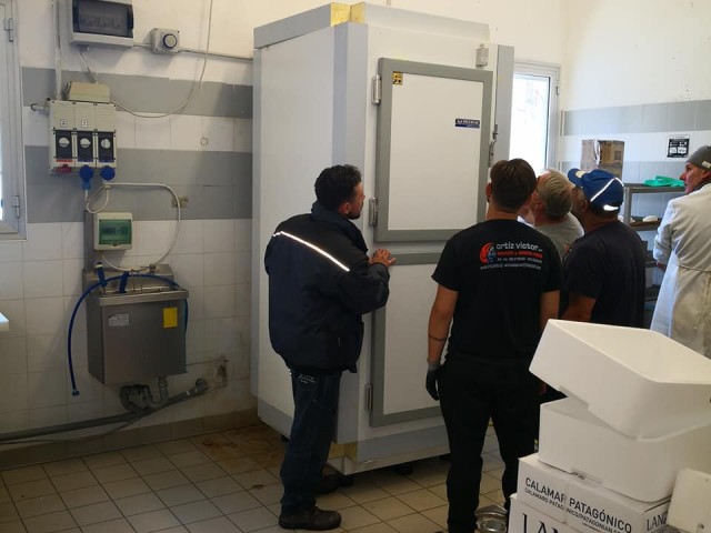 Montaggio di un contenitore per la raccolta del ghiaccio - foto 6